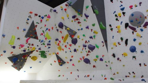 岡山県のクライミング施設「クライミングスペース Lism（リズム）」